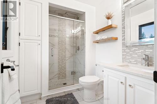 4 Greenwood Crescent, East Garafraxa, ON - Indoor Photo Showing Bathroom