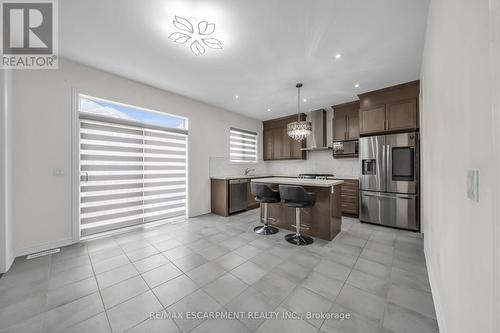 59 Findlay Drive, Hamilton, ON - Indoor Photo Showing Kitchen With Stainless Steel Kitchen With Upgraded Kitchen