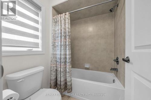 59 Findlay Drive, Hamilton, ON - Indoor Photo Showing Bathroom