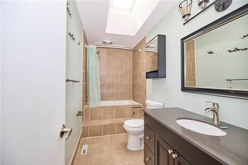 3281 Addison Avenue, Niagara Falls, ON - Indoor Photo Showing Bathroom