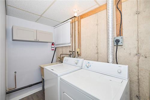 3281 Addison Avenue, Niagara Falls, ON - Indoor Photo Showing Laundry Room