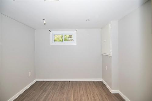 3281 Addison Avenue, Niagara Falls, ON - Indoor Photo Showing Other Room