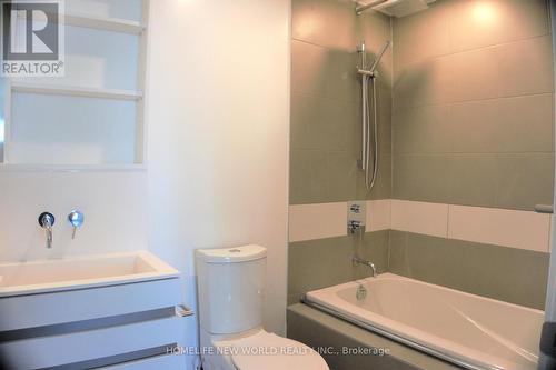 3508 - 197 Yonge Street, Toronto, ON - Indoor Photo Showing Bathroom