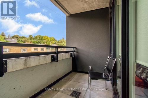 202 - 170 Chiltern Hill Road, Toronto, ON - Outdoor With Exterior