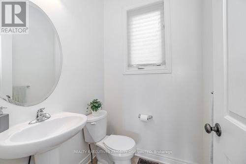 1 Treetops Boulevard, New Tecumseth, ON - Indoor Photo Showing Bathroom