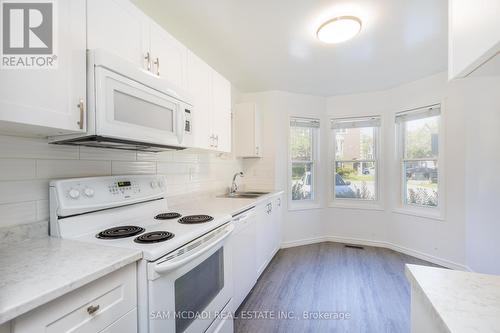 50 - 119 D'Ambrosio Drive, Barrie, ON - Indoor Photo Showing Kitchen