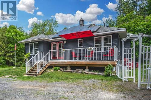 143 South Waseosa Lake Road, Huntsville, ON - Outdoor With Deck Patio Veranda