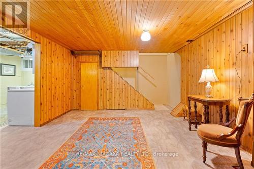 21 Aquadale Drive, St. Catharines, ON - Indoor Photo Showing Other Room