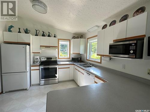 Mcleod Acreage, Lakeland Rm No. 521, SK - Indoor Photo Showing Kitchen With Double Sink