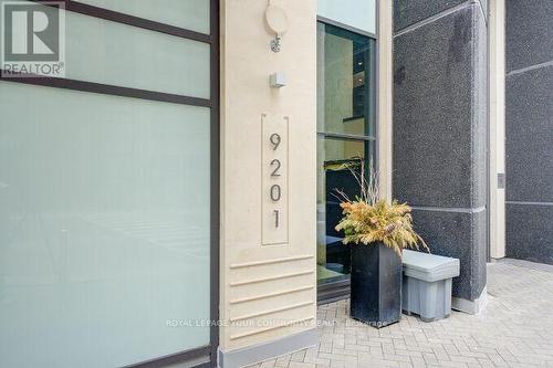 202 - 9201 Yonge Street, Richmond Hill, ON - 