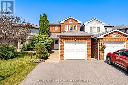 5 Teddington Crescent, Whitby, ON - Outdoor