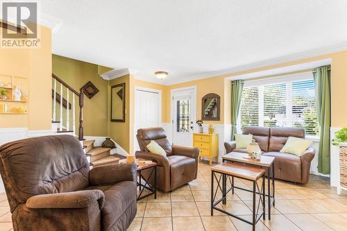 627 Spence Avenue Unit#205, Hawkesbury, ON - Indoor Photo Showing Living Room