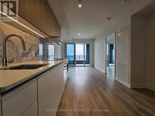 621 - 1100 Sheppard Avenue W, Toronto, ON - Indoor Photo Showing Kitchen