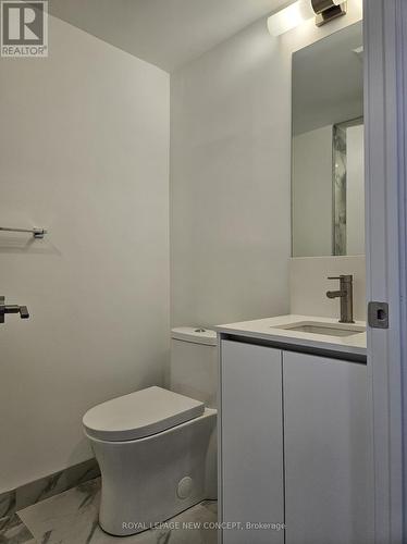 621 - 1100 Sheppard Avenue W, Toronto, ON - Indoor Photo Showing Bathroom