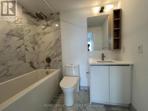 621 - 1100 Sheppard Avenue W, Toronto, ON - Indoor Photo Showing Bathroom