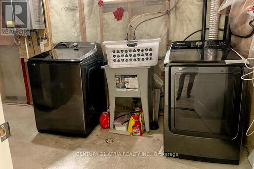 236 Dunsmore Lane, Barrie (Georgian Drive), ON - Indoor Photo Showing Laundry Room