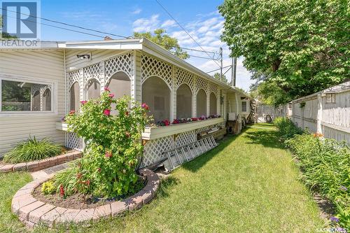 177 Lillooet Street W, Moose Jaw, SK - Outdoor With Deck Patio Veranda