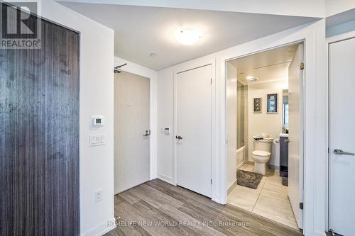 2708 - 55 Cooper Street, Toronto, ON - Indoor