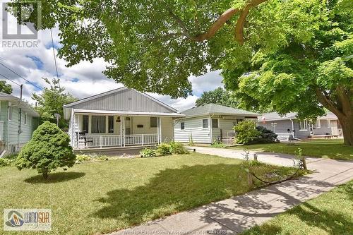 1733 Glendale Avenue, Windsor, ON - Outdoor With Deck Patio Veranda