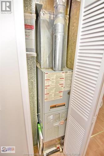 1733 Glendale Avenue, Windsor, ON - Indoor Photo Showing Basement