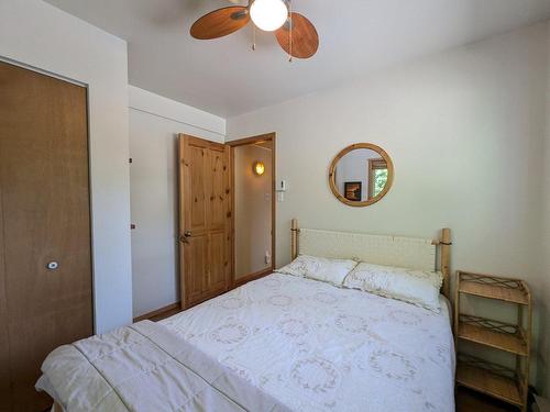 Chambre Ã Â coucher - 148 Rue Des Trembles, Sainte-Marguerite-Du-Lac-Masson, QC - Indoor Photo Showing Bedroom