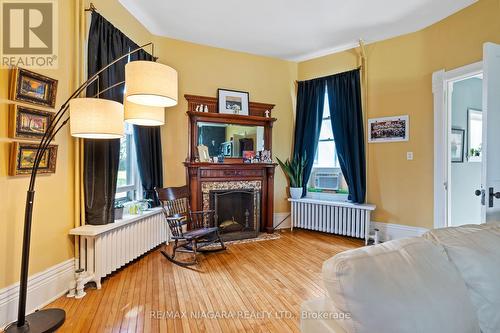 14 Catharine Street, Port Colborne, ON - Indoor With Fireplace