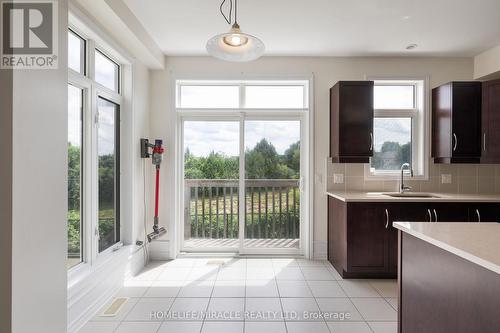 632 Bridleglen Crescent, Ottawa, ON - Indoor Photo Showing Kitchen