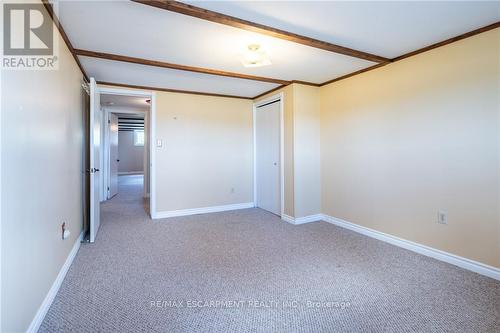 132 8Th Concession Road E, Hamilton, ON - Indoor Photo Showing Other Room