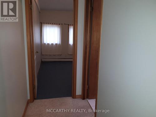 435 Main Street W, Shelburne, ON - Indoor Photo Showing Other Room