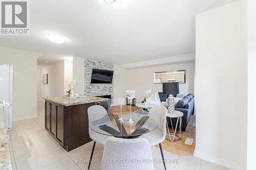 69 Bedrock Drive, Hamilton, ON - Indoor Photo Showing Dining Room