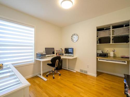 2617 Sunset Drive, Kamloops, BC - Indoor Photo Showing Office