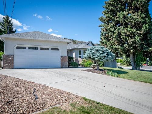 2617 Sunset Drive, Kamloops, BC - Outdoor