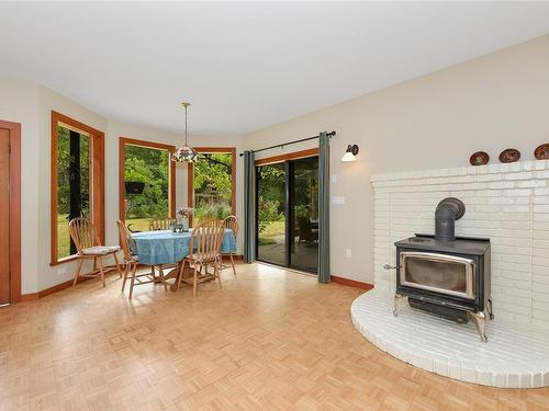 625 Fernhill Rd, Mayne Island, BC 