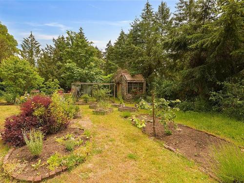 625 Fernhill Rd, Mayne Island, BC 