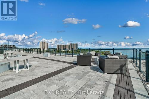 225 - 125 Shoreview Place, Hamilton, ON - Outdoor With View