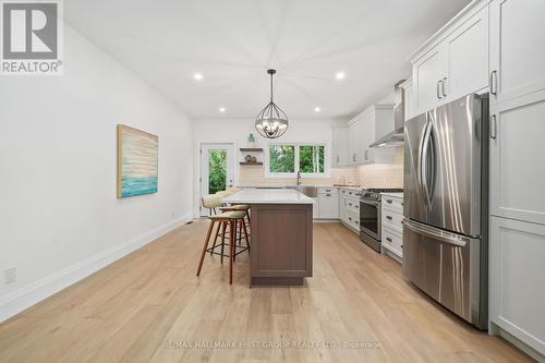 283 Clyde Street, Cobourg, ON - Indoor Photo Showing Kitchen With Stainless Steel Kitchen With Upgraded Kitchen