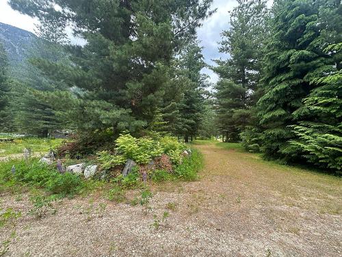 212 Island View Road, Nakusp, BC 