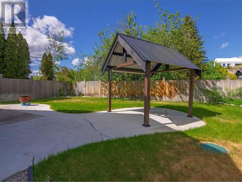 465 Ritchie Avenue, Naramata, BC - Outdoor With Backyard