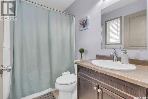 118 Mcbeth Crescent, Saskatoon, SK - Indoor Photo Showing Bathroom