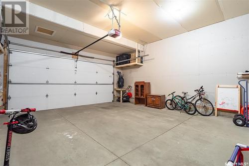118 Mcbeth Crescent, Saskatoon, SK - Indoor Photo Showing Garage