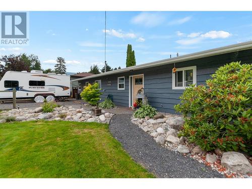 156 Ritchie Avenue, Naramata, BC - Outdoor