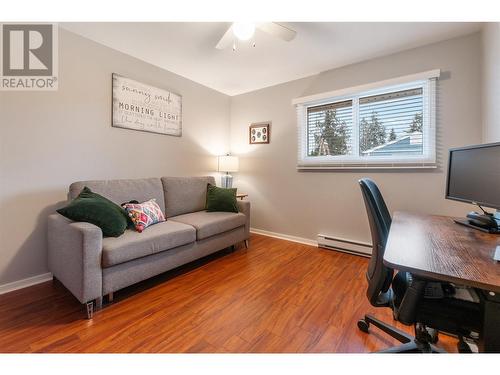 156 Ritchie Avenue, Naramata, BC - Indoor Photo Showing Office