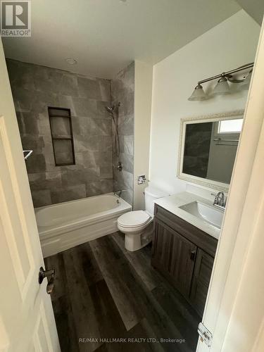 4 - 75 Upper Canada Drive, Toronto (St. Andrew-Windfields), ON - Indoor Photo Showing Bathroom