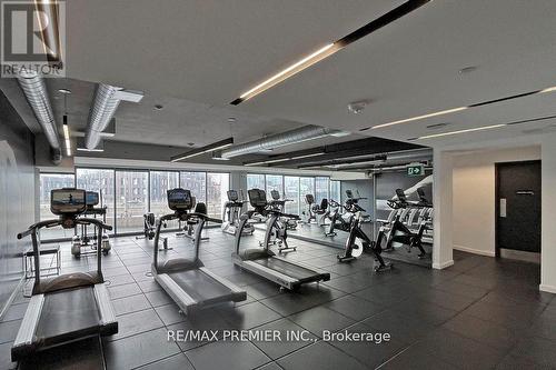 2405 - 170 Bayview Avenue, Toronto, ON - Indoor Photo Showing Gym Room