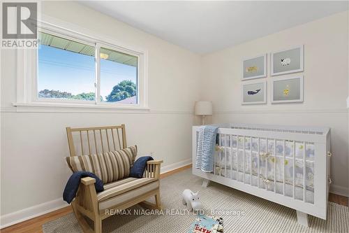 24 Franklin Boulevard, St. Catharines, ON - Indoor Photo Showing Bedroom
