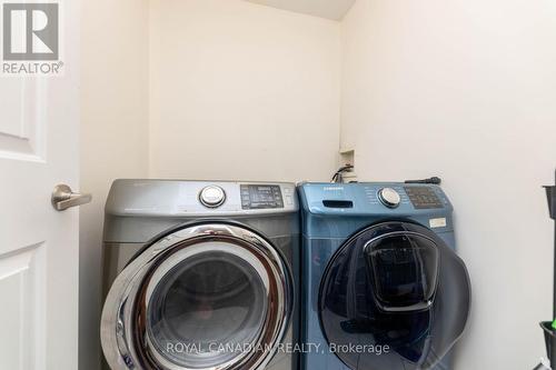 15 Tribune Drive, Brampton, ON - Indoor Photo Showing Laundry Room