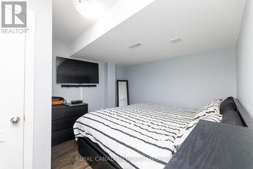 15 Tribune Drive, Brampton, ON - Indoor Photo Showing Bedroom