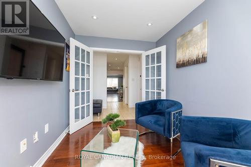 15 Tribune Drive, Brampton, ON - Indoor Photo Showing Living Room