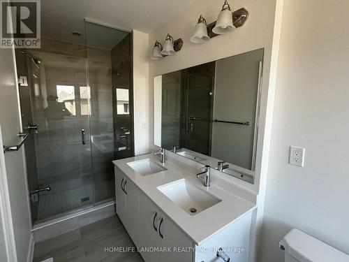 31 Bermondsey Way, Brampton, ON - Indoor Photo Showing Bathroom