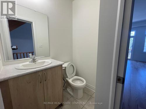 86 Salina Street, Mississauga, ON - Indoor Photo Showing Bathroom